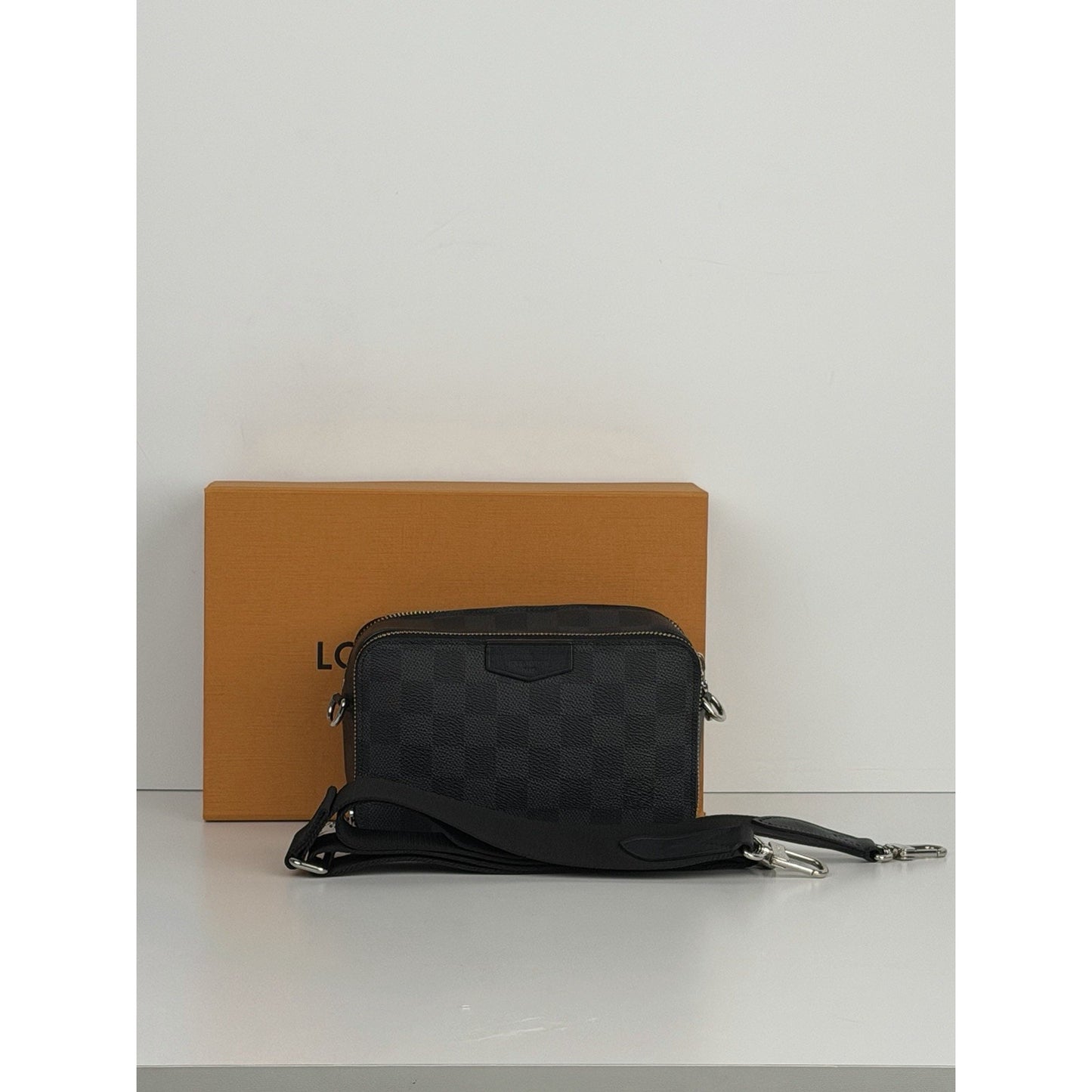 LOUIS VUITTON Damier Graphite Alpha Wearable Wallet Crossbody Bag NFC