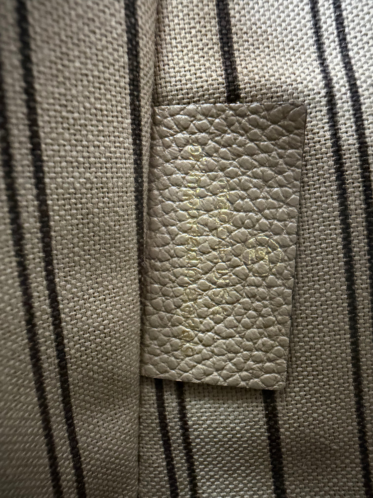 Louis Vuitton Pochette Metis Bag in Beige Monogram Empreinte Leather NFC YE-5