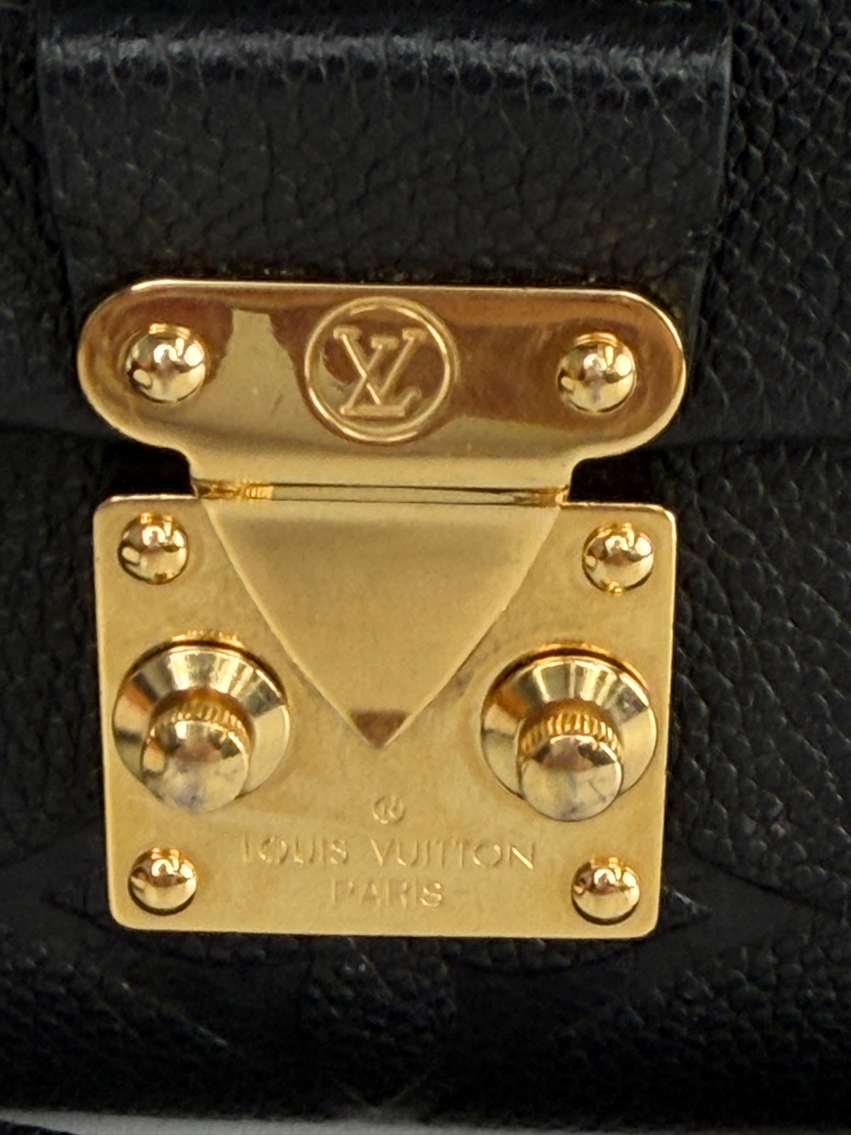 Louis Vuitton Madeleine MM Handbag LV Monogram in Black Empreinte Leather NFC YS2