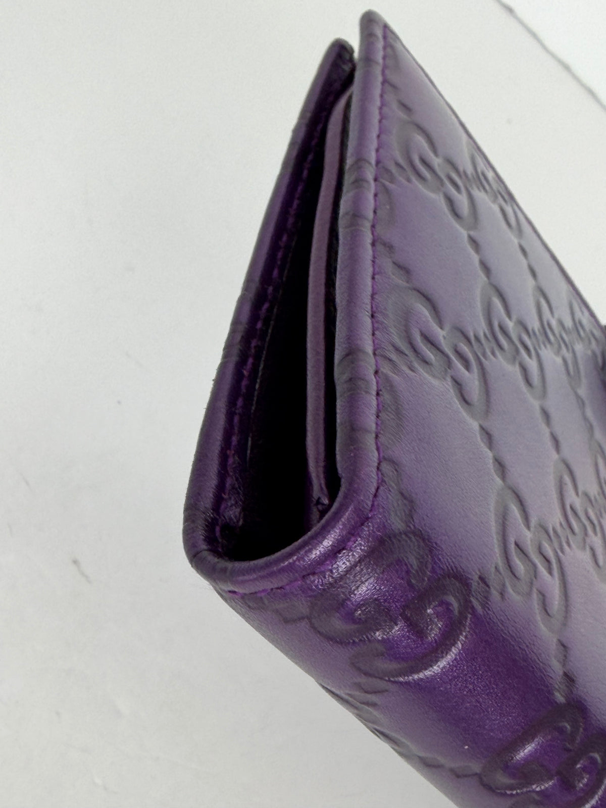 Gucci Metal Bar Continental Wallet in Purple Guccissima Leather YK4