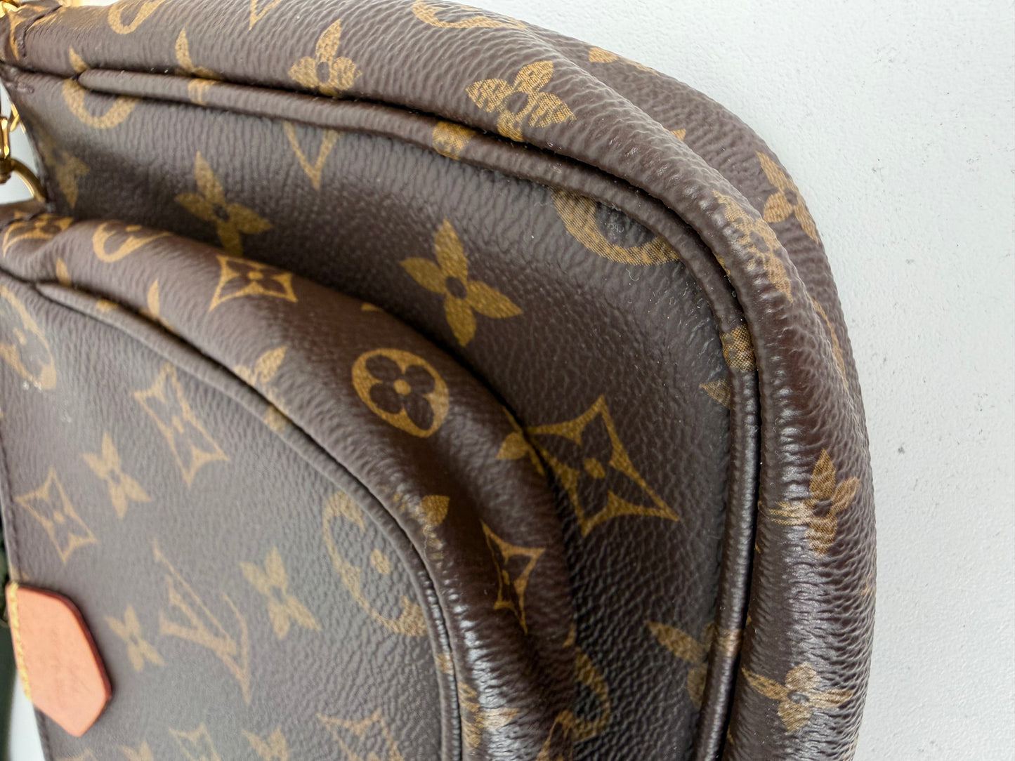 Louis Vuitton Multi Pochette Bag in Khaki & Brown LV Monogram Coated Canvas NFC C-9