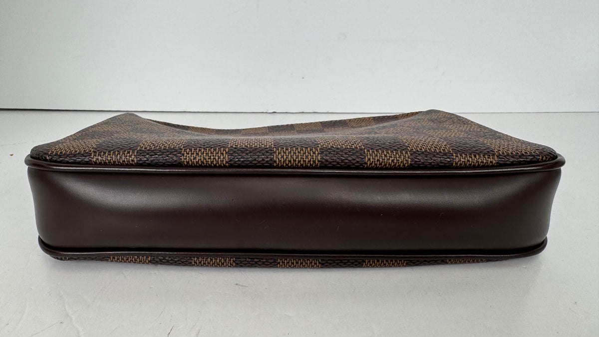 Louis Vuitton Pochette Accessoires in Damier Ebene Coated Canvas YS07