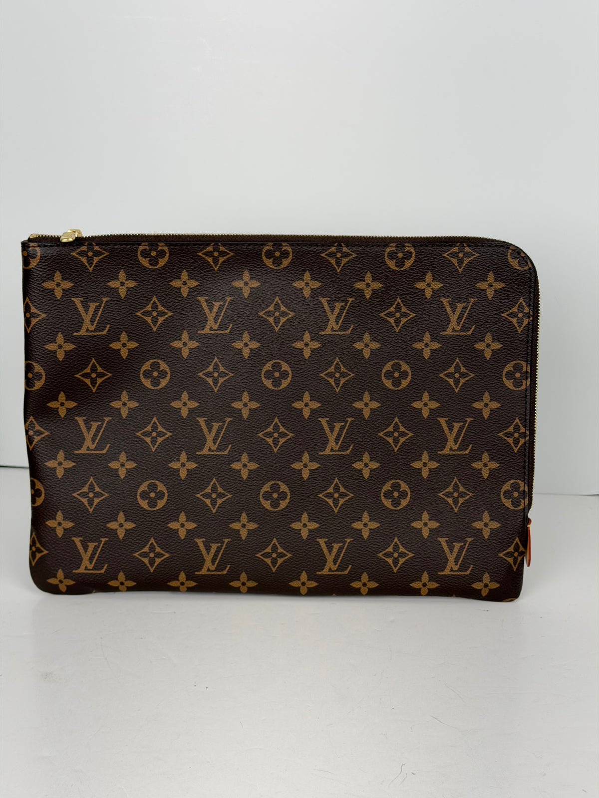 Louis Vuitton Etui Voyage MM Pouch Bag in Brown LV Monogram Coated Canvas 2018 YK-2