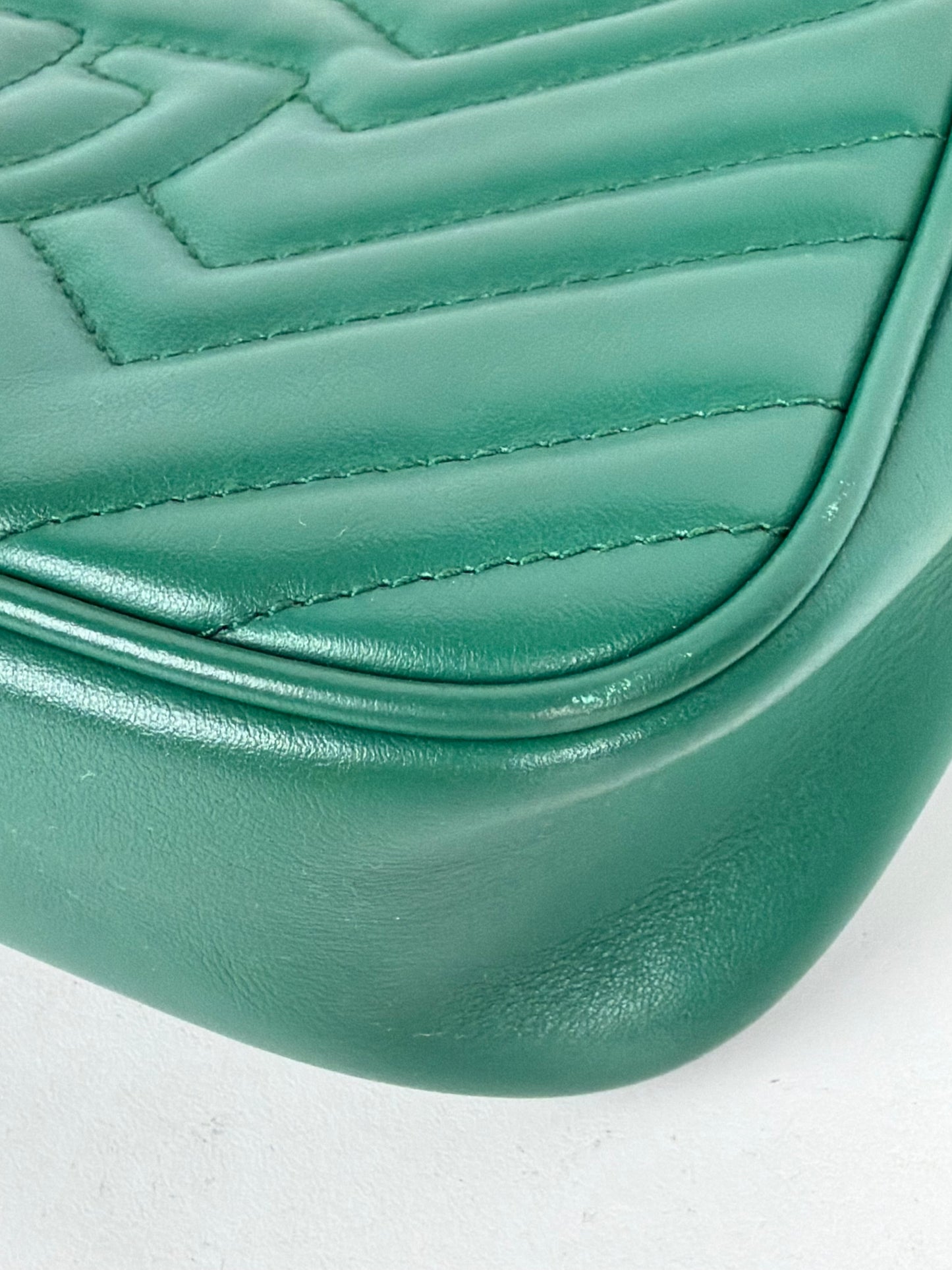 Gucci GG Marmont Shoulder Bag Small in Green Quilted Leather Y-20