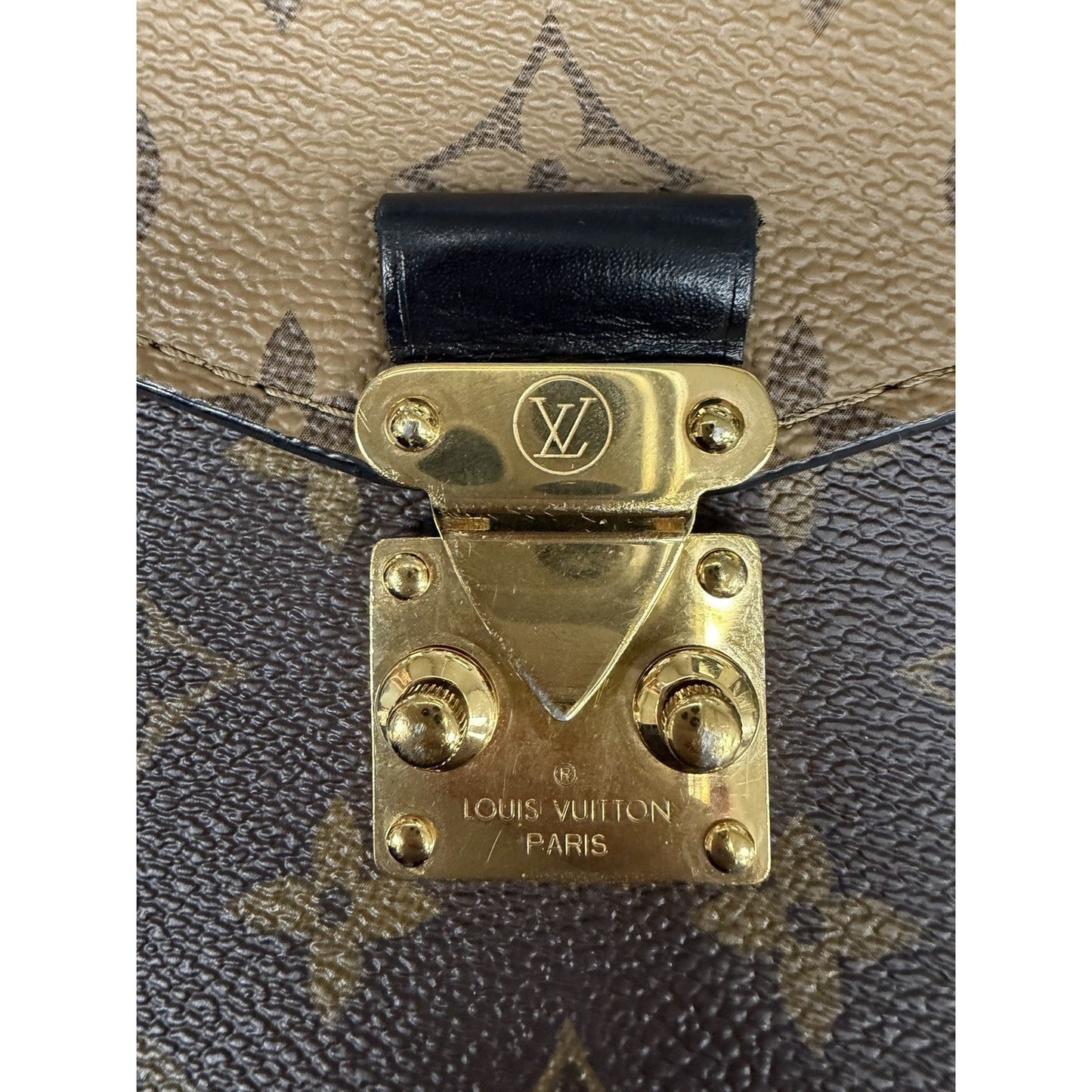 Louis Vuitton Pochette Metis MM Shoulder Bag Reverse Monogram Canvas 2020 C-1