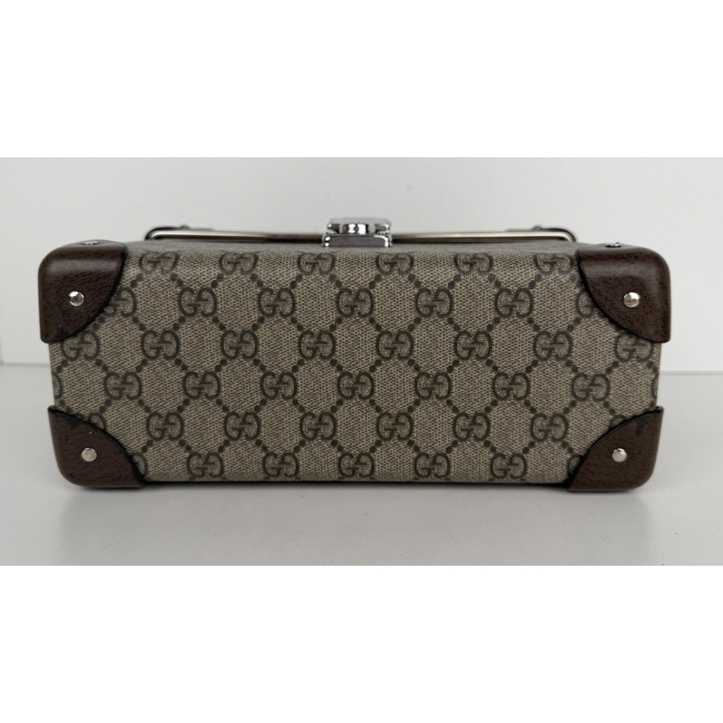 Gucci x Globe-Trotter Beauty Case Bag Brown GG Supreme Canvas Bamboo Handle B-6