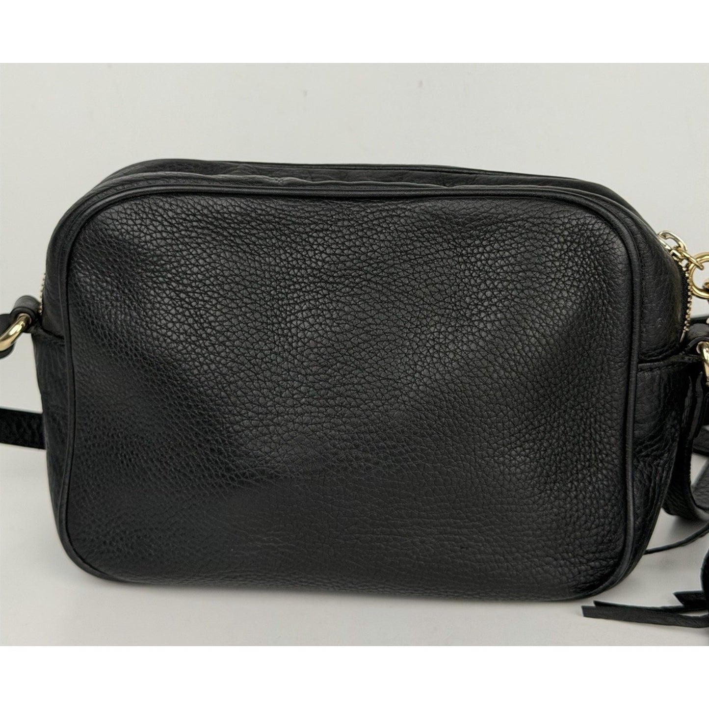 Gucci Soho Small Disco Shoulder Bag in Black Pebbled Calfskin Leather S19