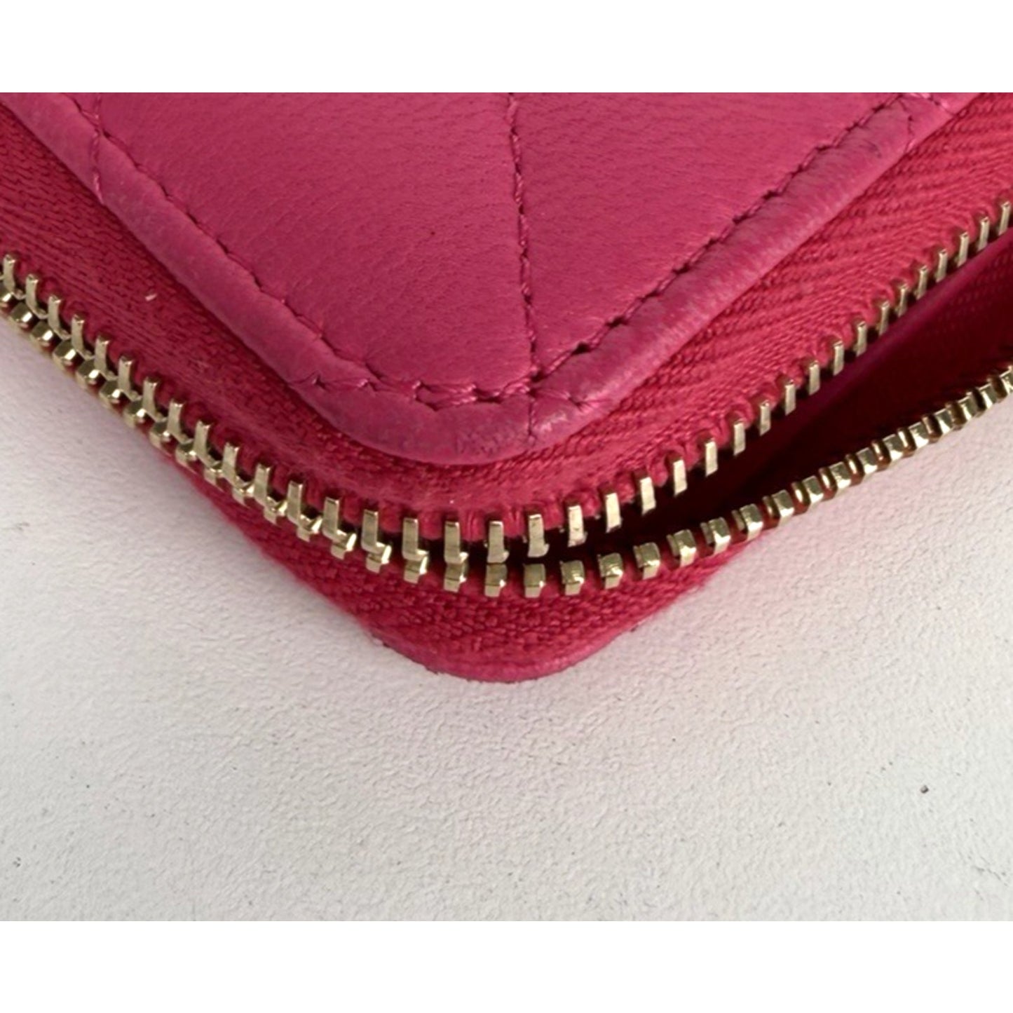 Chanel Quilted Leather Wallet in Raspberry Pink CC Logo 2016 K3