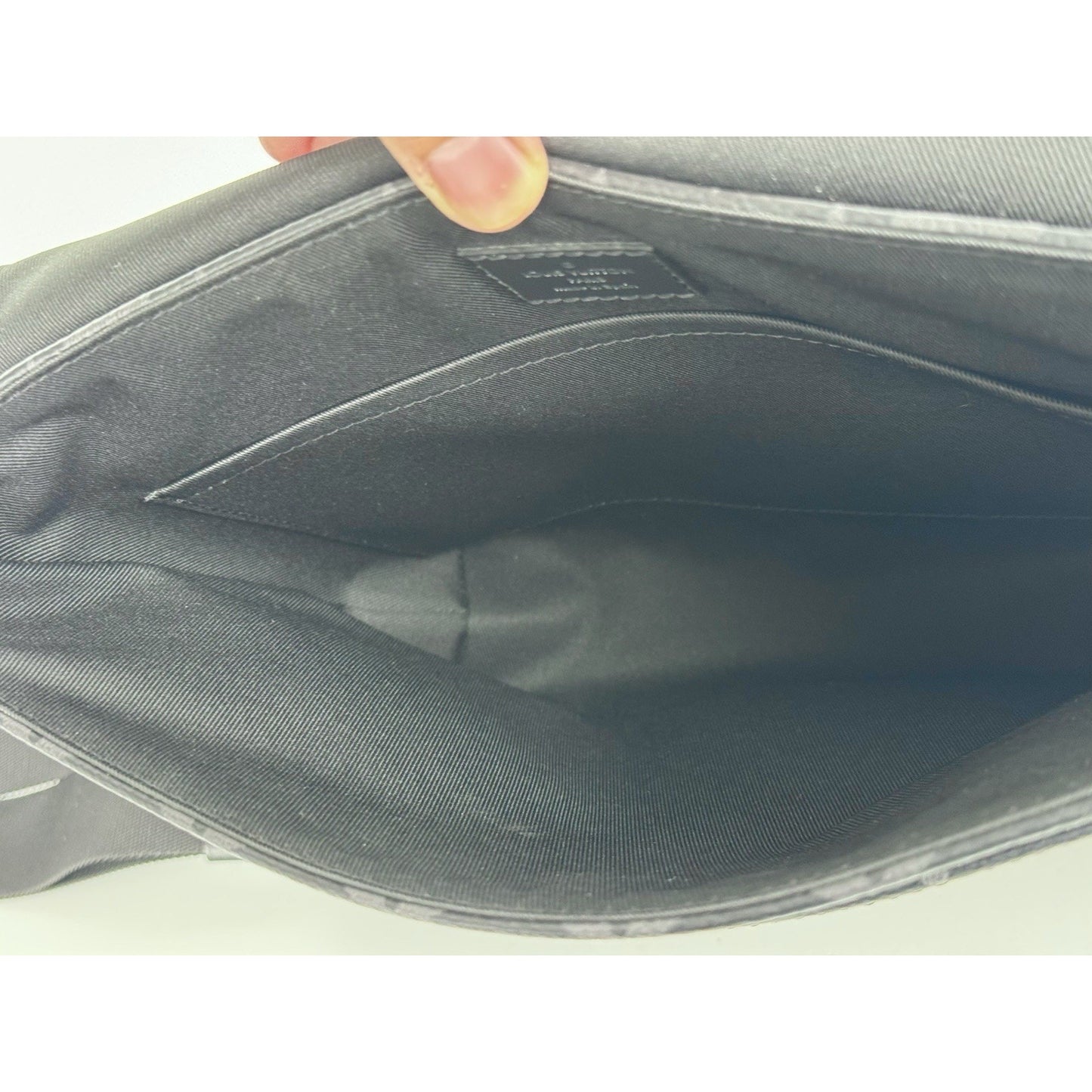 Louis Vuitton District PM Messenger Bag in Monogram Eclipse Canvas D-3