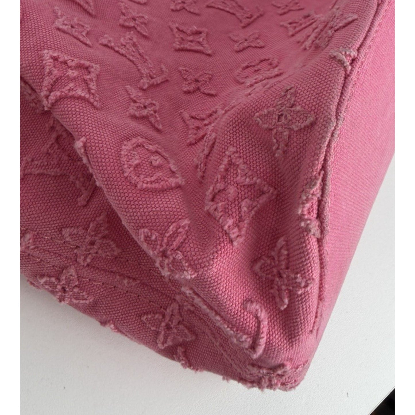 Louis Vuitton Neverfull MM Monogram Stonewashed Denim Tote Pink (2012) S10