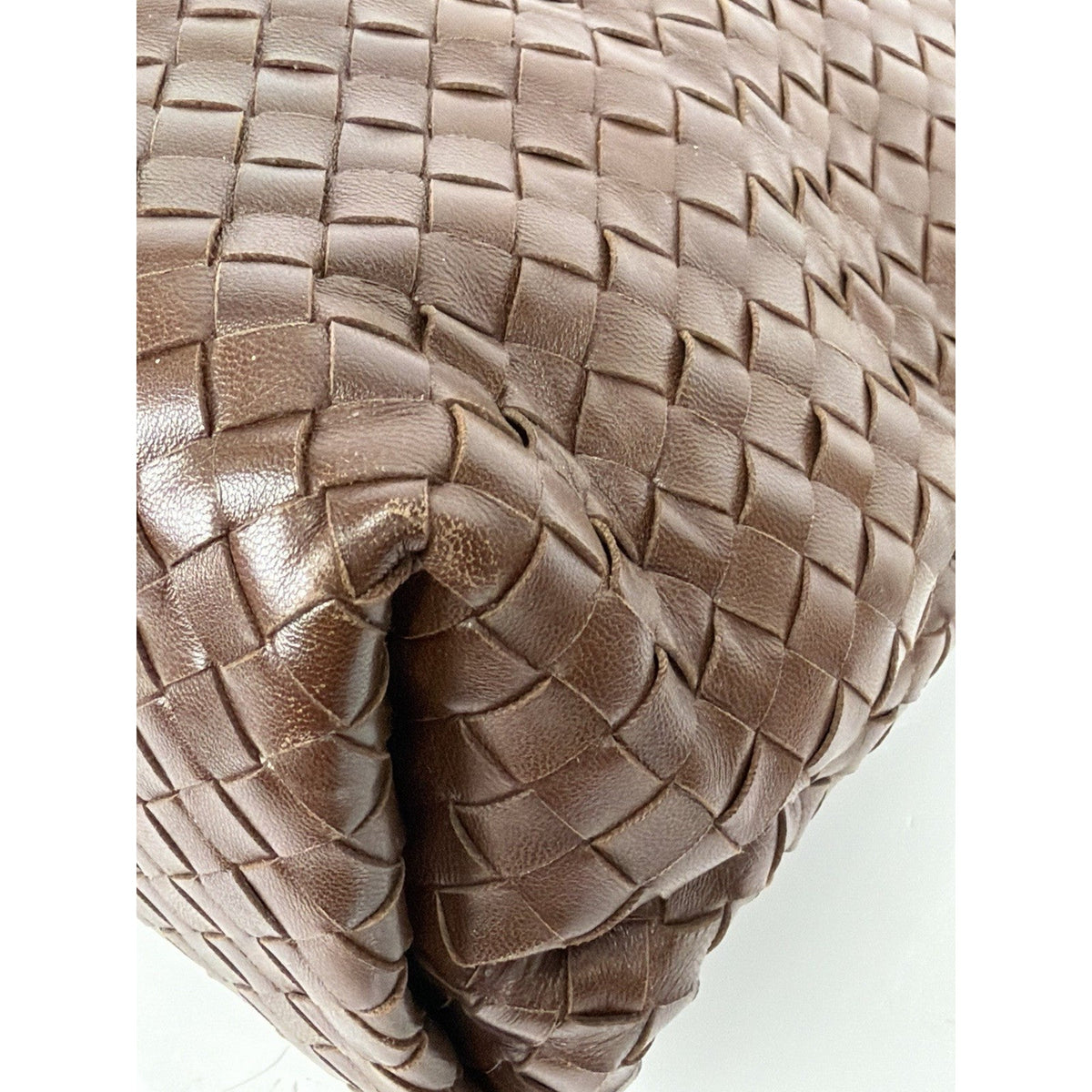 Bottega Veneta The Fold Crossbody Bag in Brown Intrecciato Leather C5