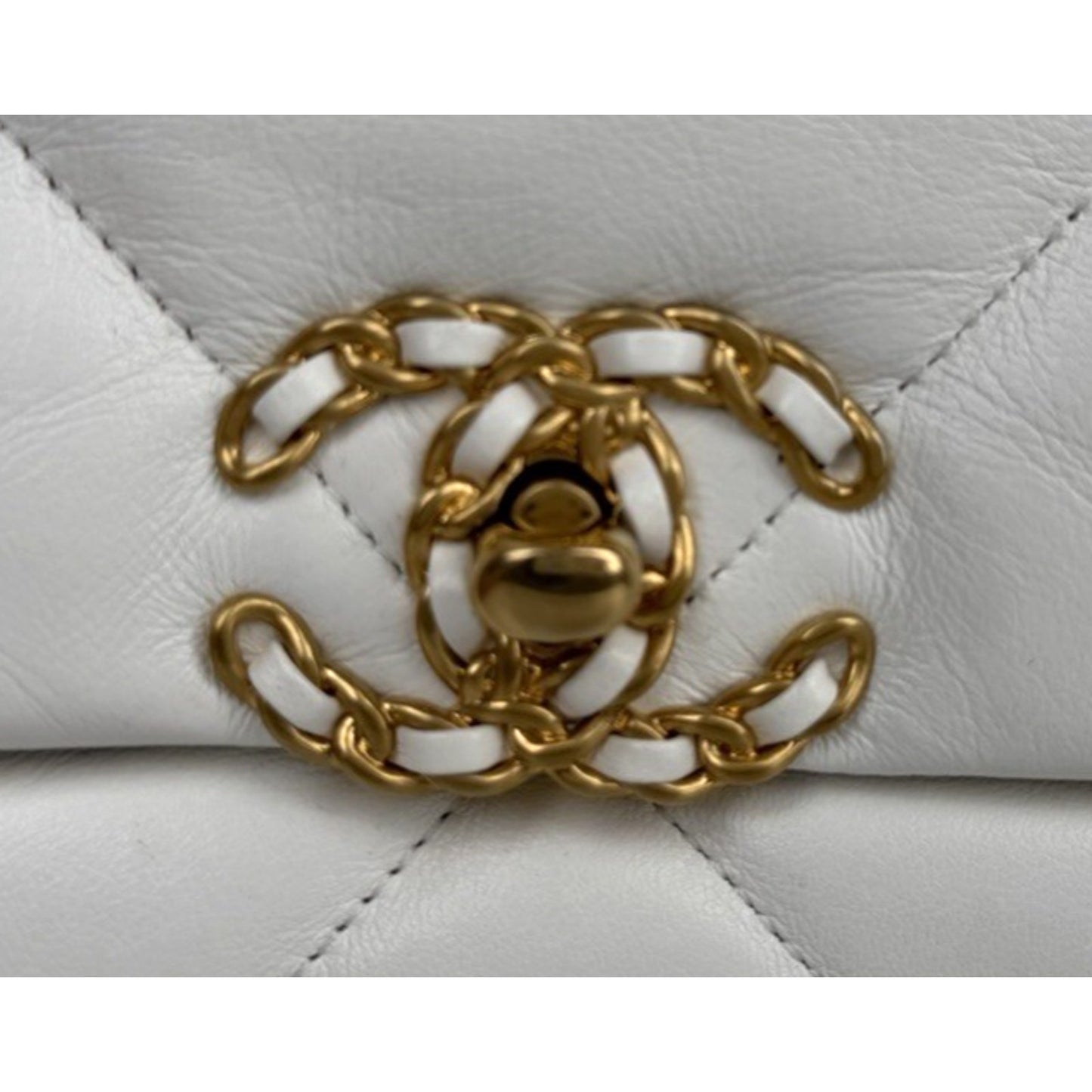 Chanel 19 Flap Small Shoulder Bag in Beige Quilted Lambskin Leather NFC E3