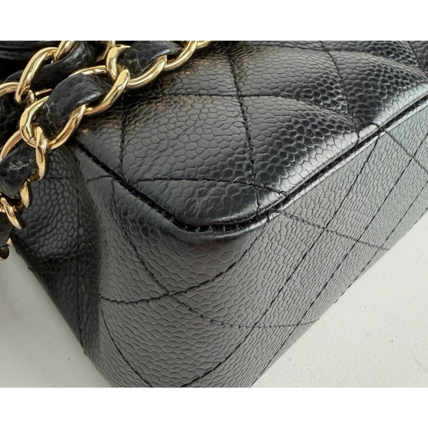 Chanel Classic Double Flap Medium Bag Black Caviar Leather Gold Hardware 2019 D7
