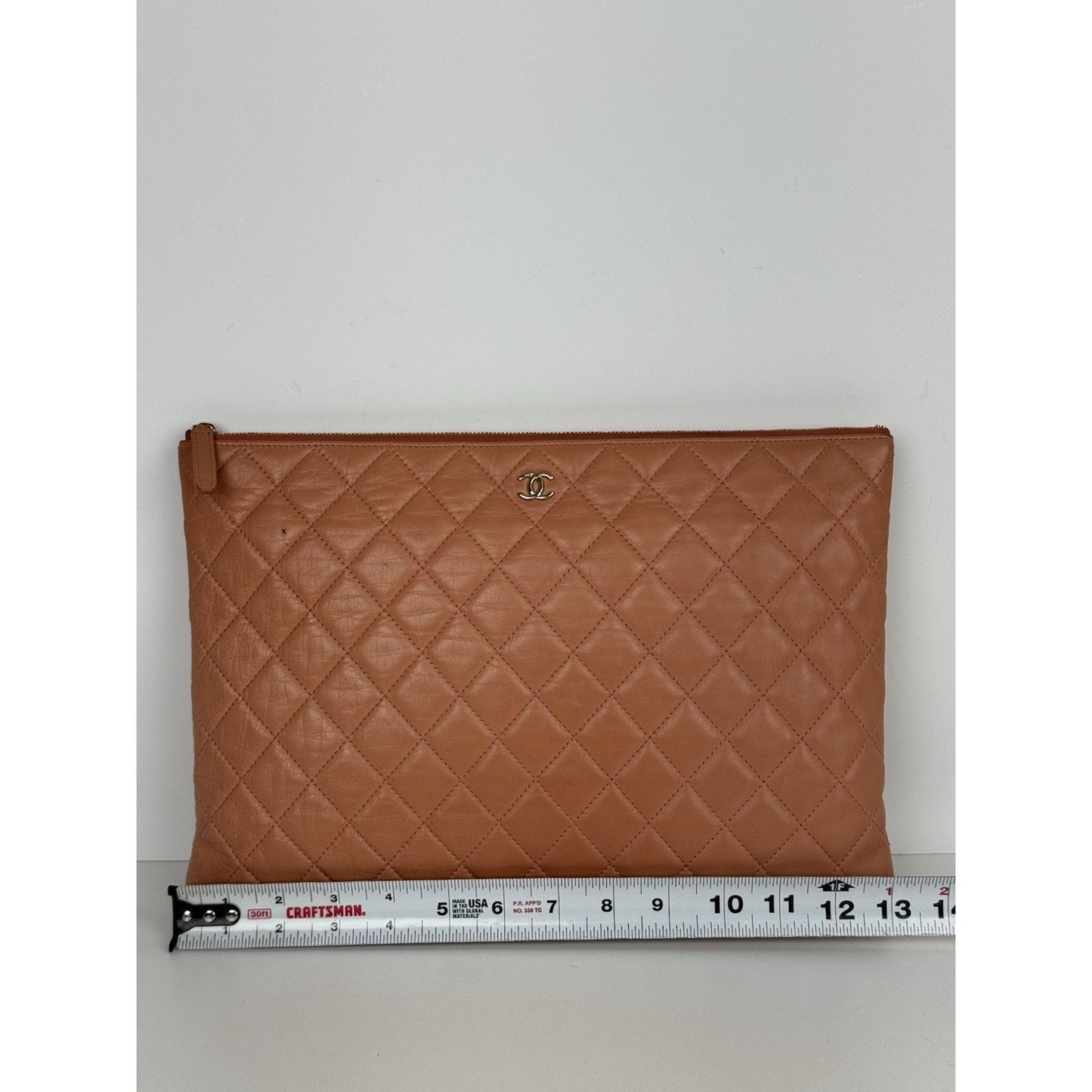 Chanel O Case Clutch in Pink Quilted Leather (2018) B-6