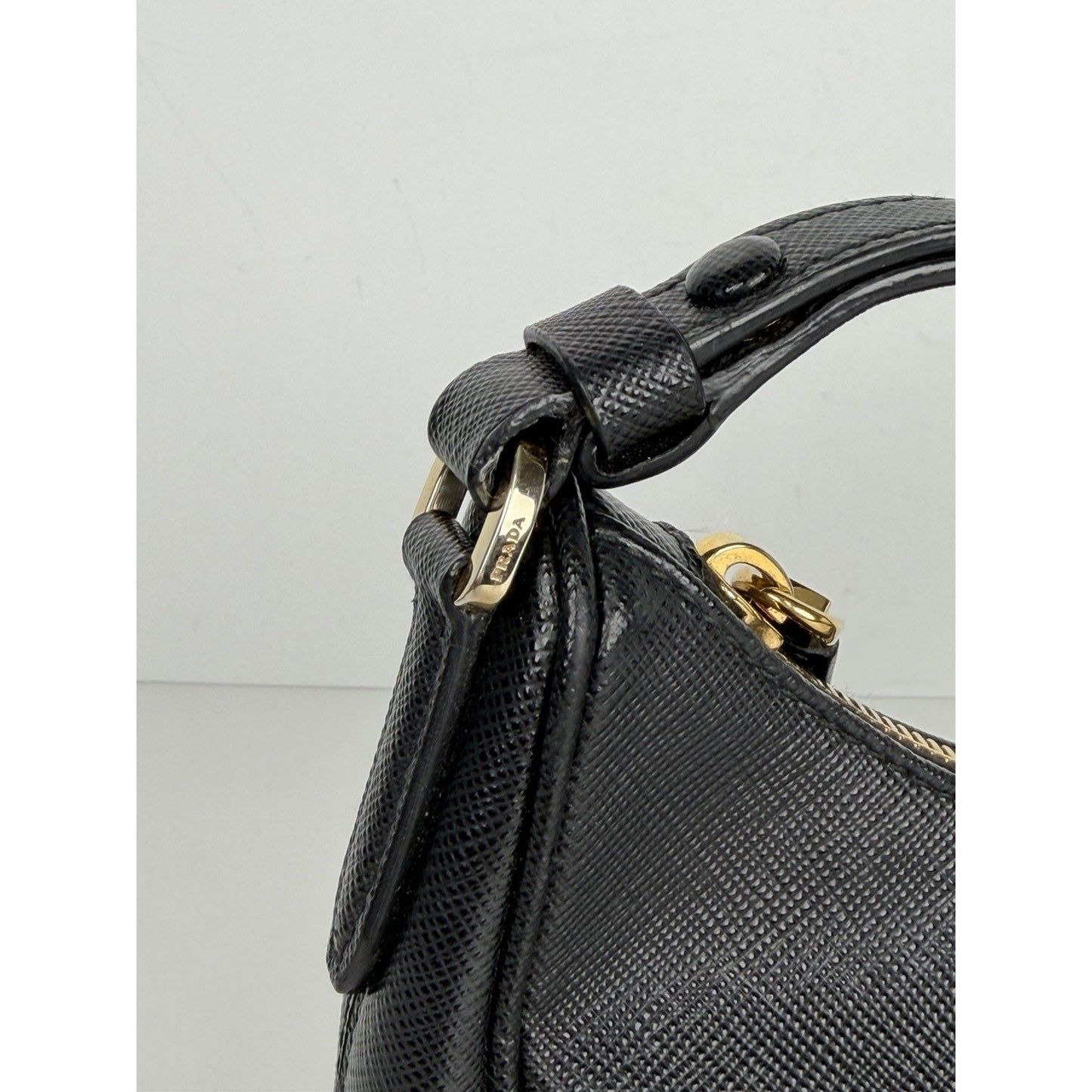 Prada Re-Edition 2005 Saffiano Leather Mini Bag in Black with Key Ring D-3
