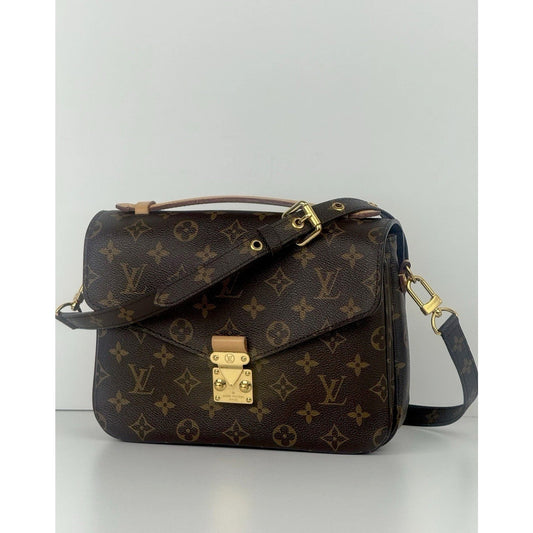 LOUIS VUITTON Pochette Metis Monogram Women's Shoulder Bag 2018 DU4148
