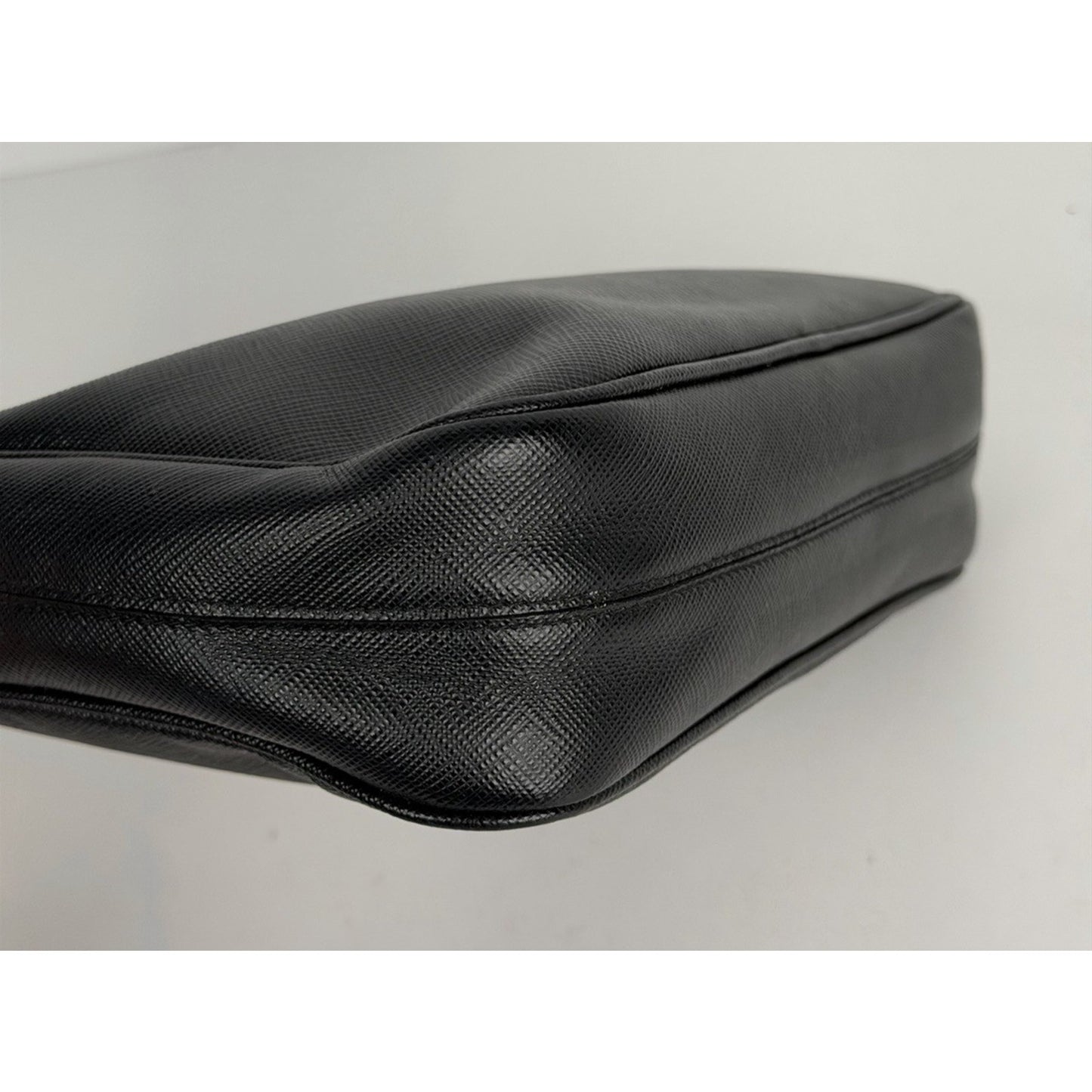 Prada Re-Edition 2005 Saffiano Leather Mini Bag in Black with Key Ring D-3