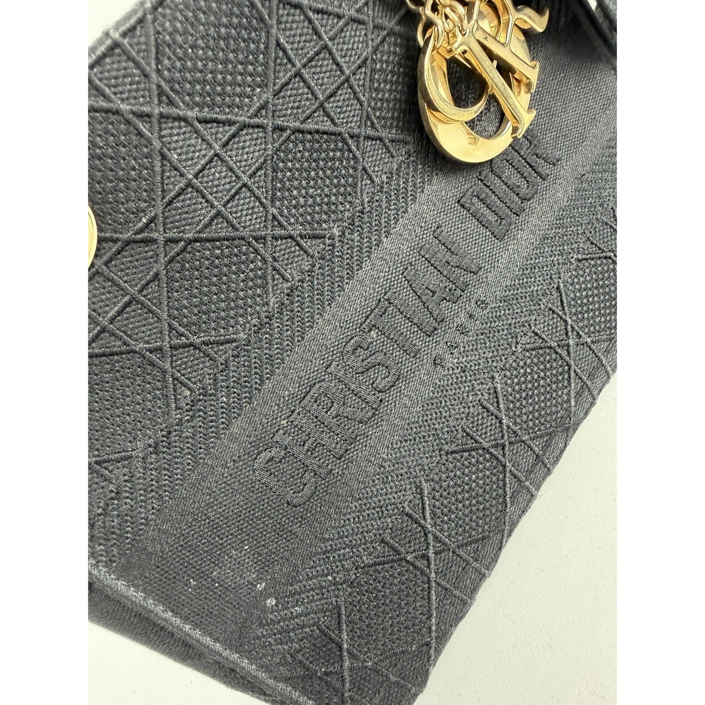 Christian Dior Lady D-Lite Bag Medium in Black Embroidered Canvas 2020 D9