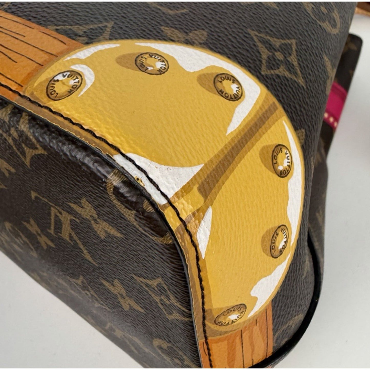 Louis Vuitton NeoNoe Shoulder Bag Limited Edition Trunks Monogram Canvas C4