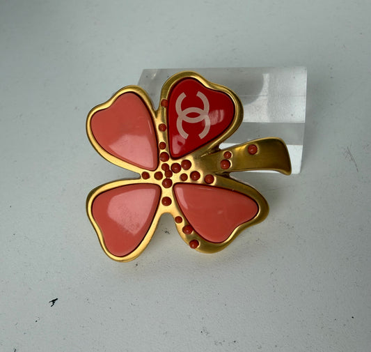 Chanel Gold-Plated and Resin CC Clover Brooch Spring 2003 Collection by Karl Lagerfeld K1