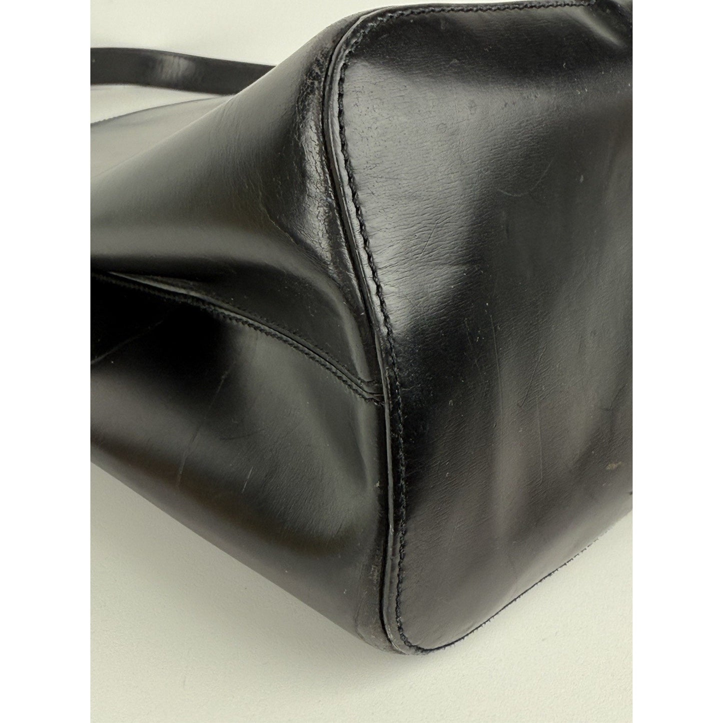 Panther de Cartier Black Patent Leather Shoulder Bag