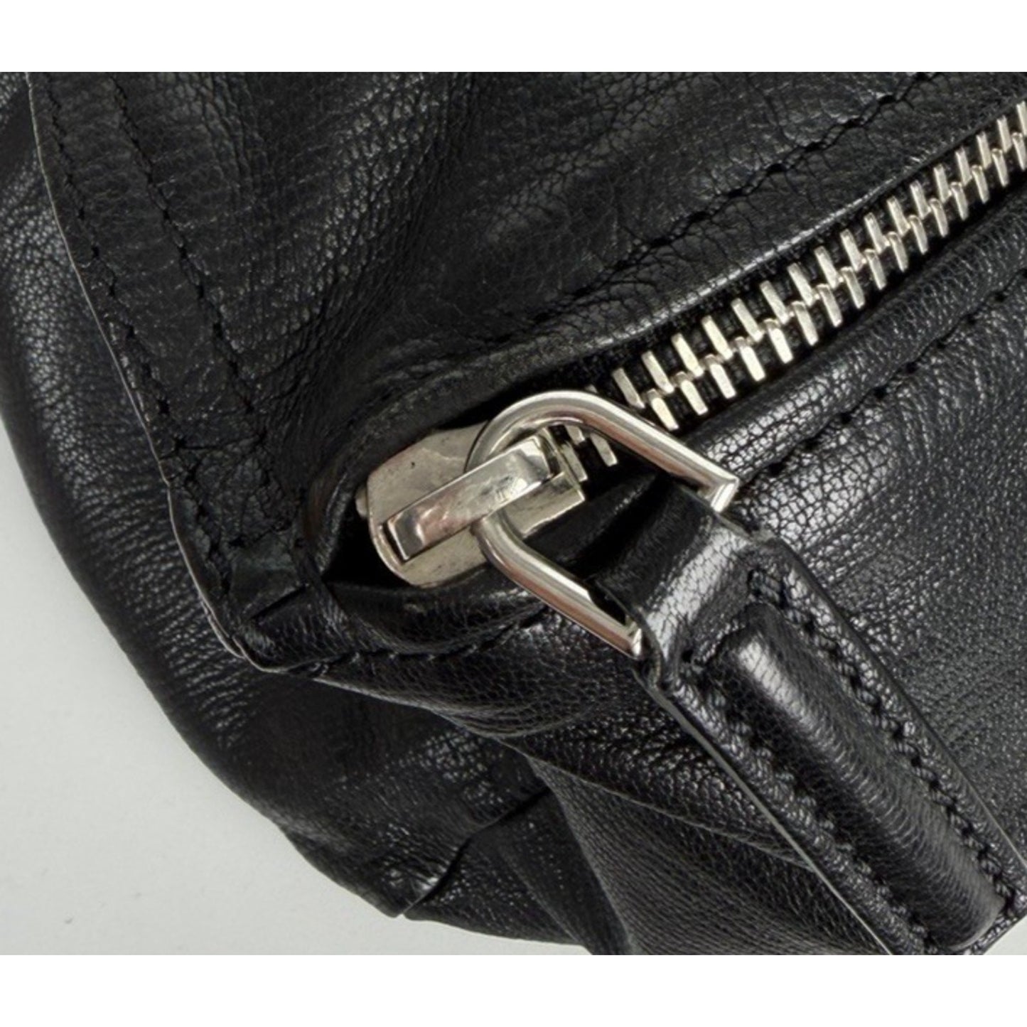 Givenchy Pandora Shoulder Bag Medium in Black Leather with Detachable Strap S17