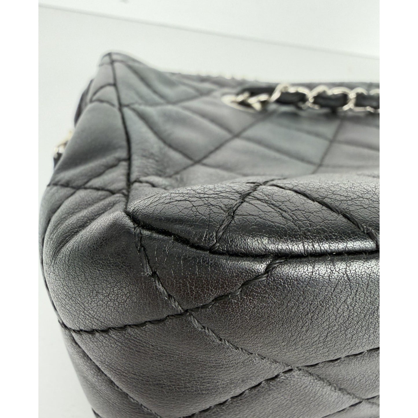 Chanel In The Business Camera Bag Quilted Leather & Silver-Tone Hardware 2011 D8
