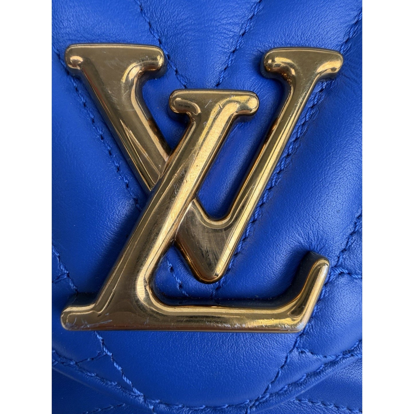 Louis Vuitton New Wave Chain Bag PM Blue Neon Colorful "Vuitton" 2019 F1