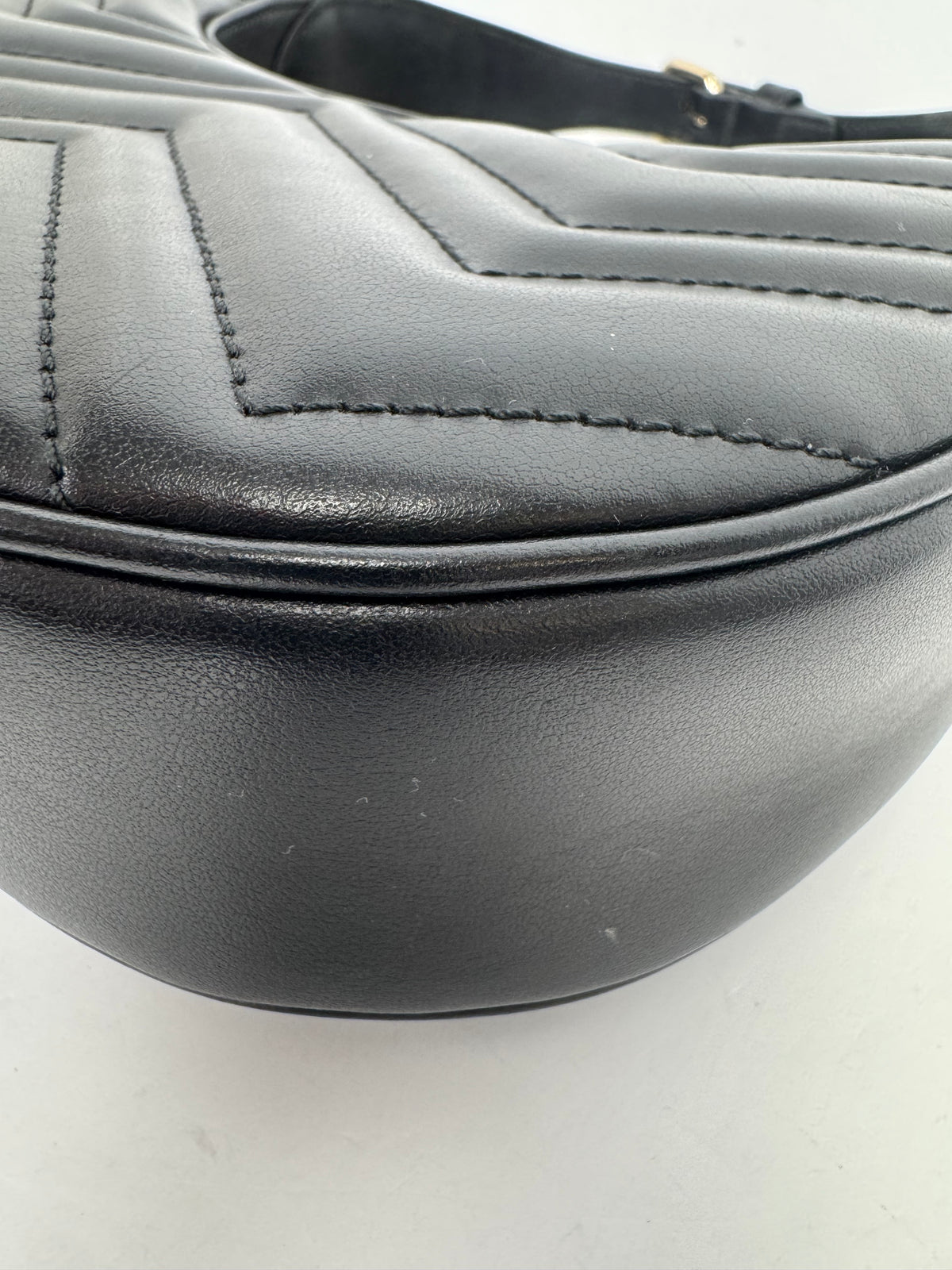 Gucci GG Marmont Half-Moon Mini Bag in Black Matelasse leather YS08