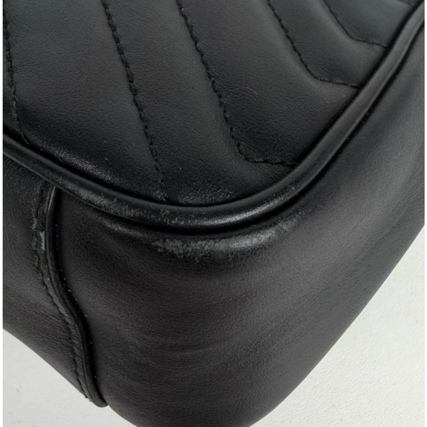 Gucci GG Marmont Matelasse Shoulder Small Bag in Black Quilted Chevron Pattern S