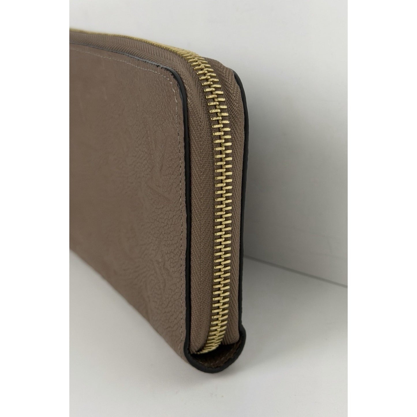 Louis Vuutton Zippy Wallet Beige Empreinte Leather & Monogram Pattern 2017 K1