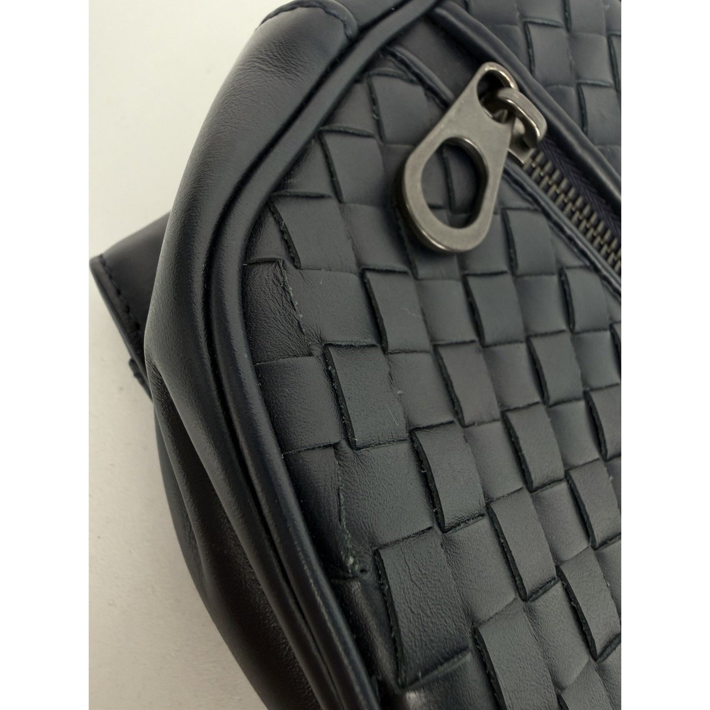 Bottega Veneta Intrecciato Belt Bag Medium Navy Blue Leather & Woven Design S08