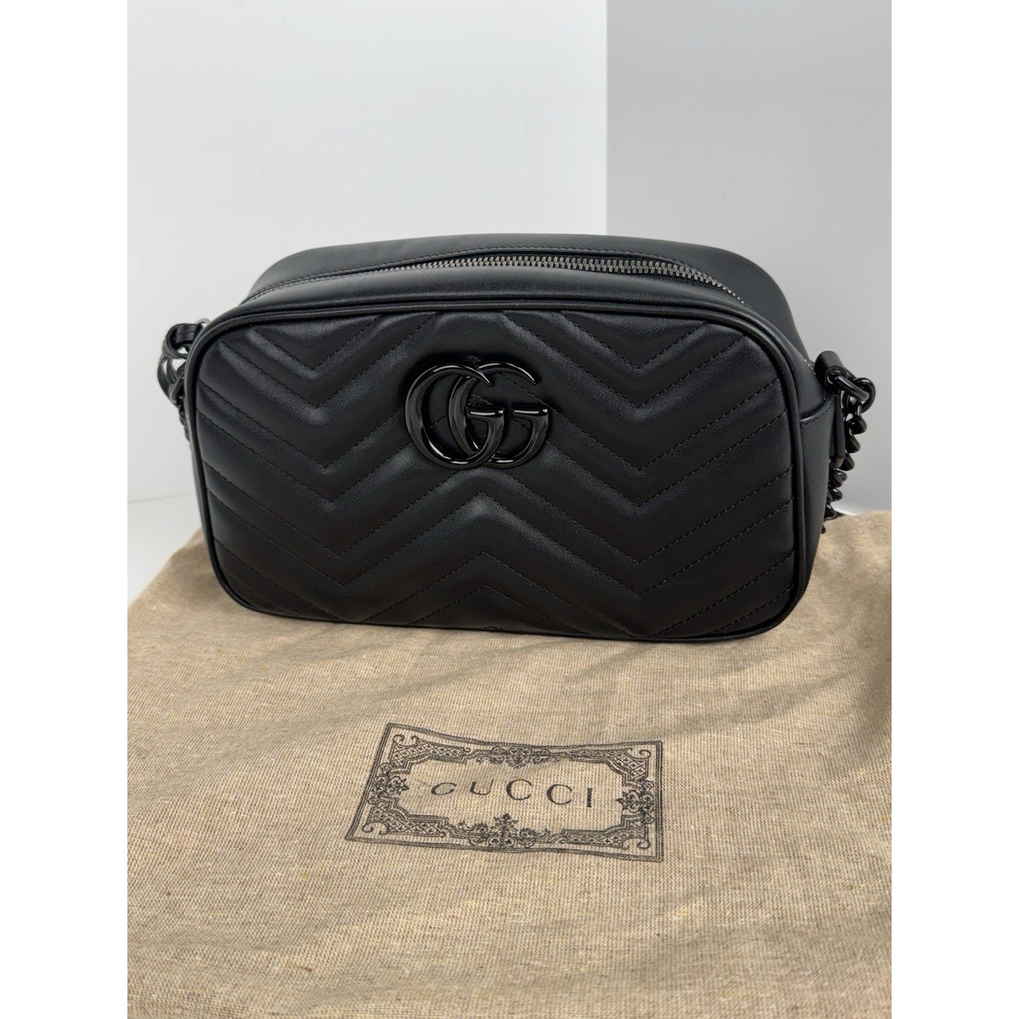 Gucci Matelassé Monochrome Small GG Marmont Chain Shoulder Bag Black B-9