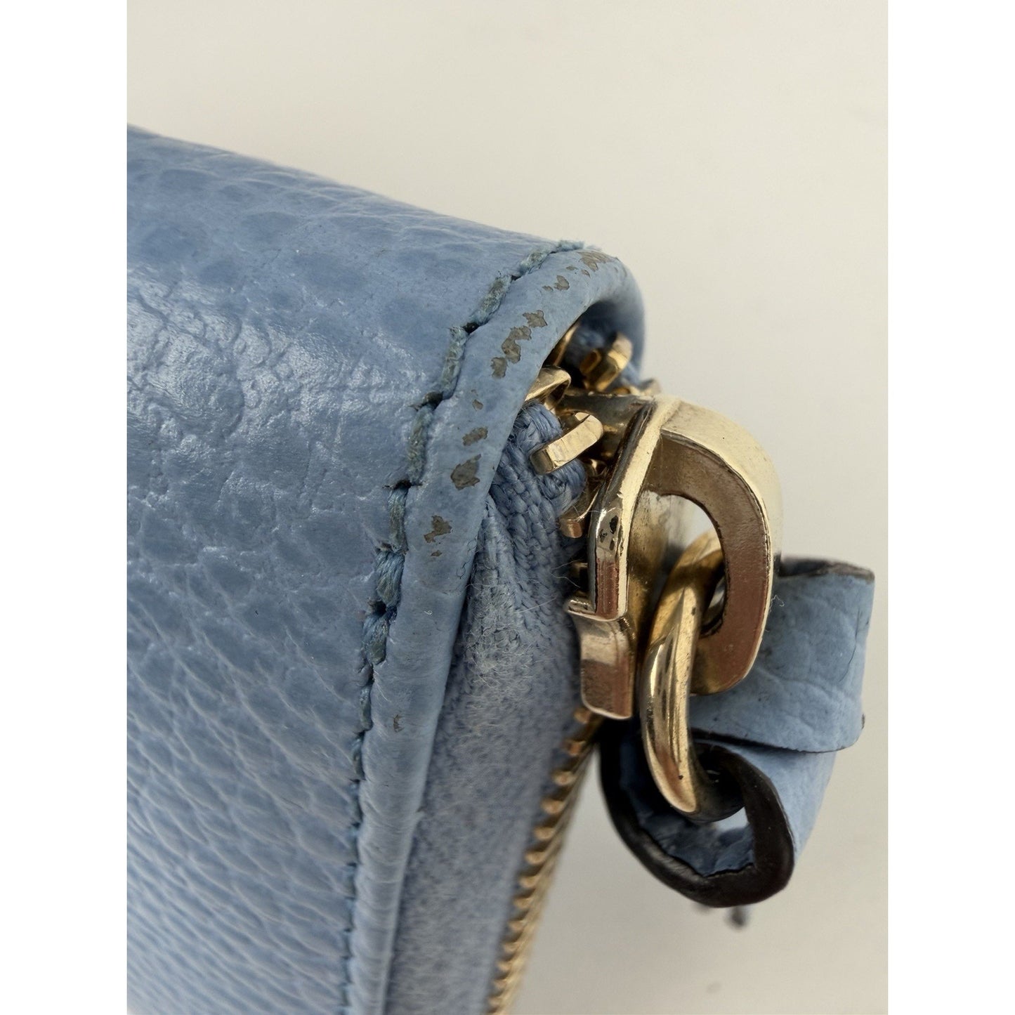 Gucci Continental Wallet Swing Compact Calfskin Leather in Light Blue K1