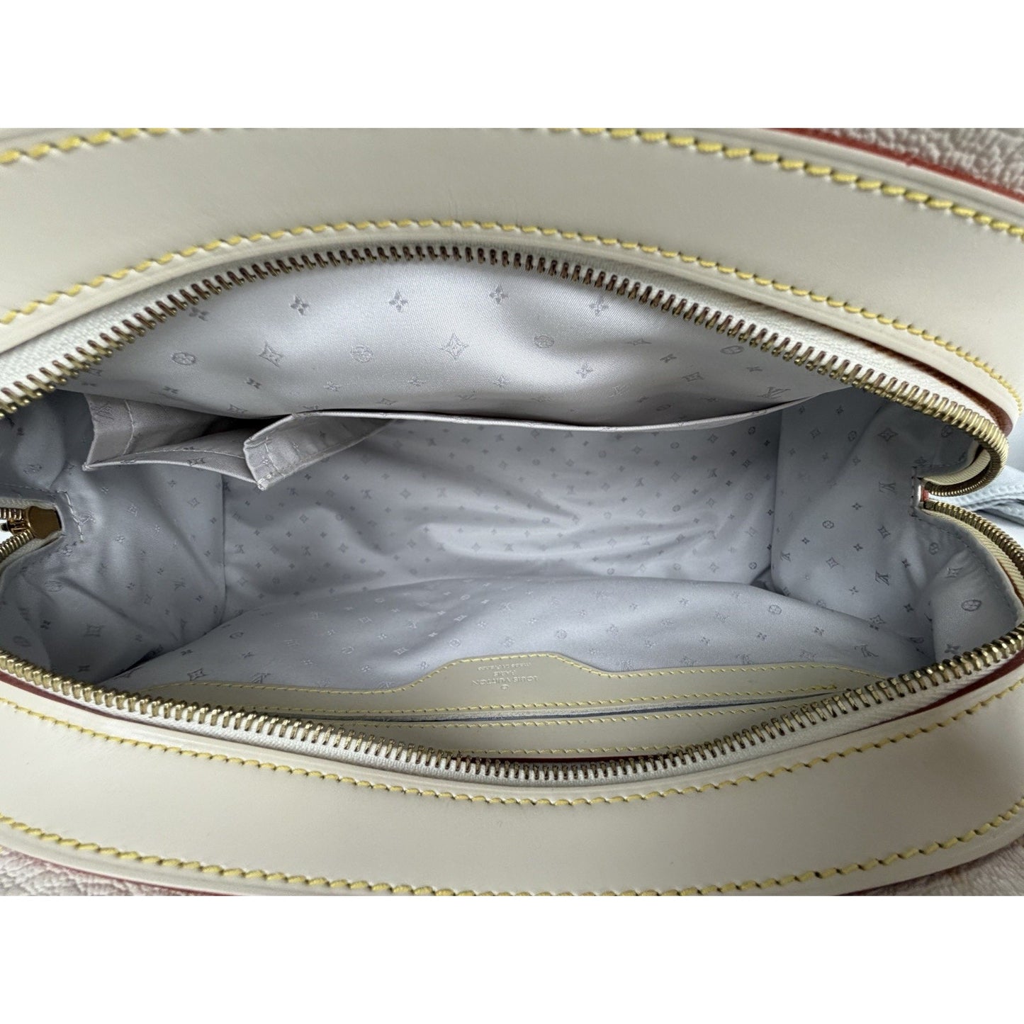 Louis Vuitton Le Radieux Bag in Neutral White Goatskin Leather 2008 S