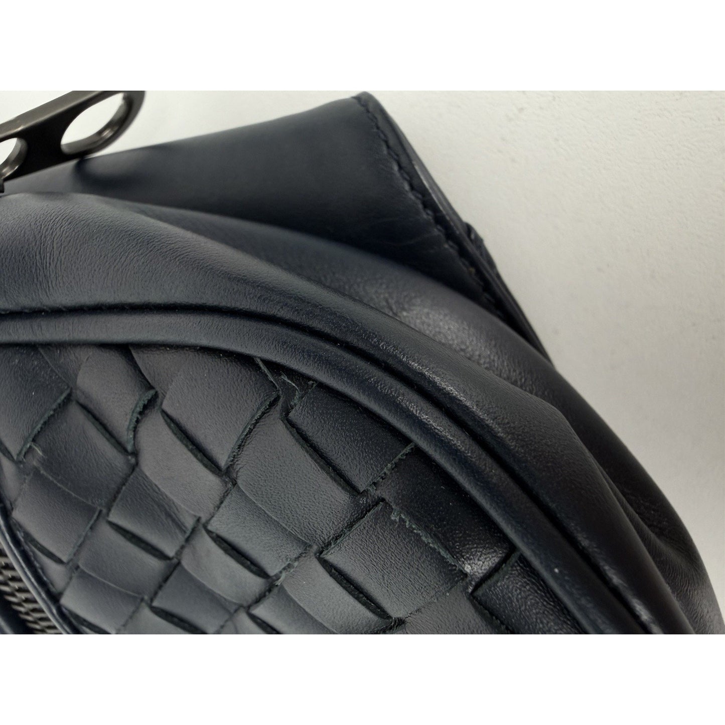 Bottega Veneta Intrecciato Belt Bag Medium Navy Blue Leather & Woven Design S08