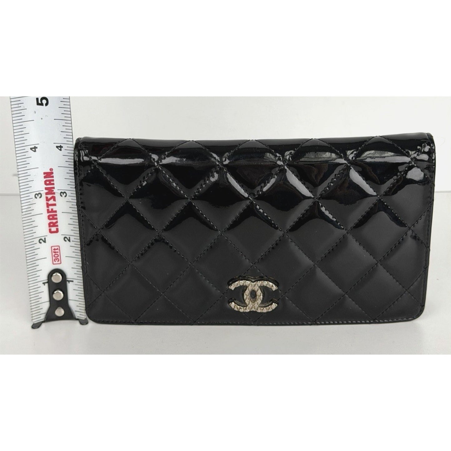 Chanel Brilliant Yen Wallet in Black Quilted Patent Leather 2009-2010 K1