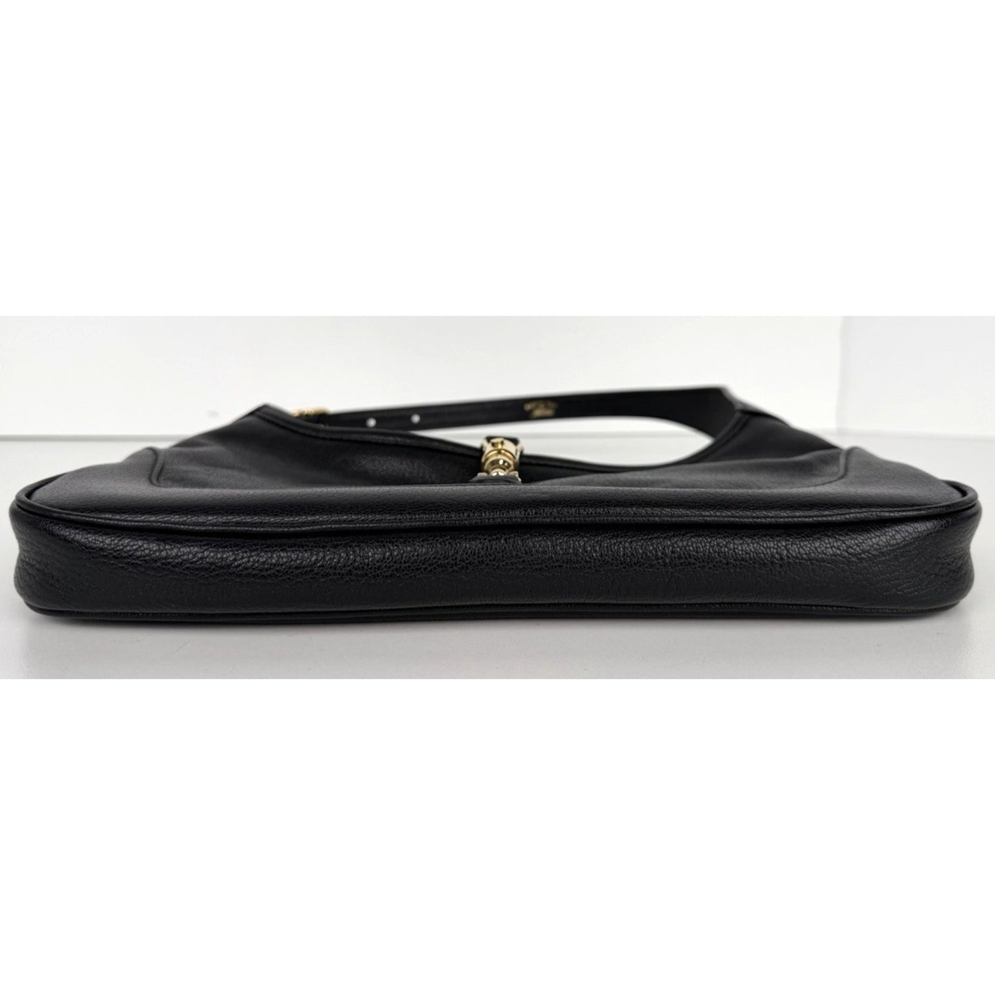 Gucci Jackie Slim 1961 Shoulder Bag in Black Textured-Leather D2
