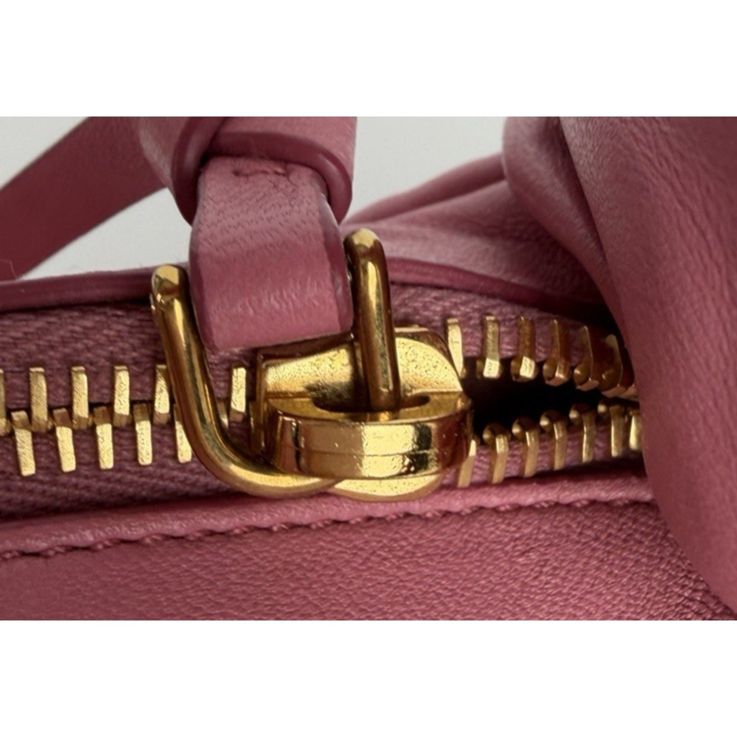Miu Miu Nappa Knot Top Handle Shoulder Large Puffer Bag in Pink S-15