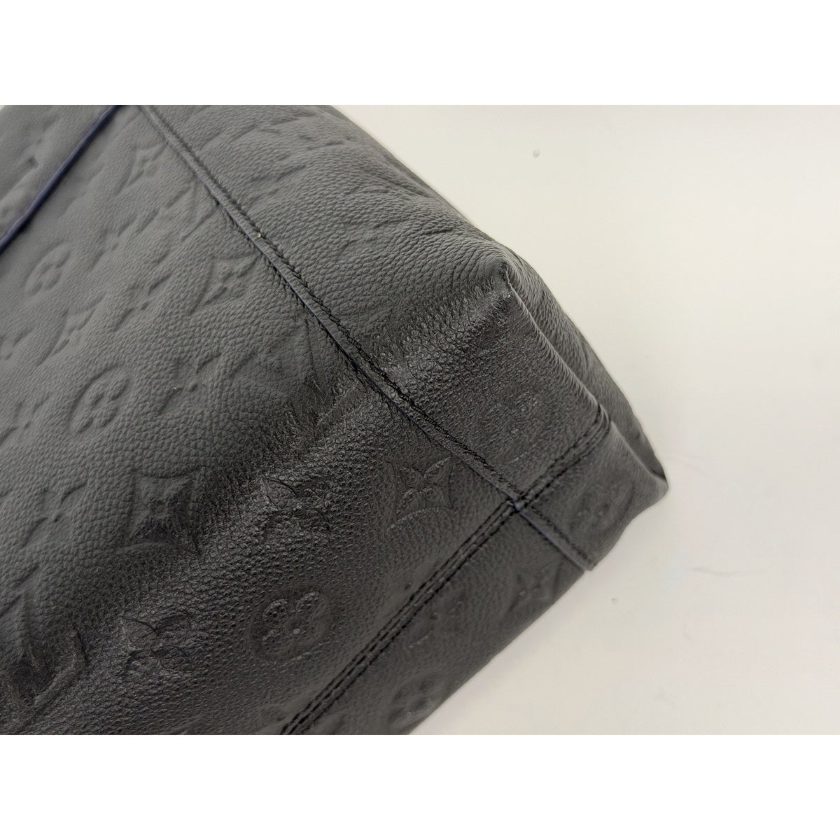 Louis Vuitton Blanche MM Top Handle Bag in Black Empreinte Leather 2018 E2