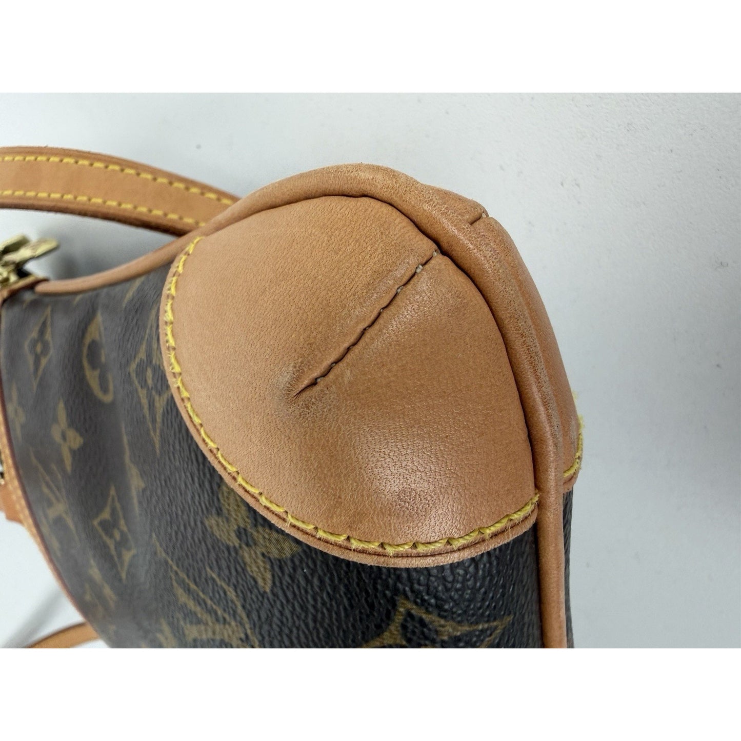Louis Vuitton Sac Coussin GM Monogram Coated Canvas & Leather Trim 2004 K2