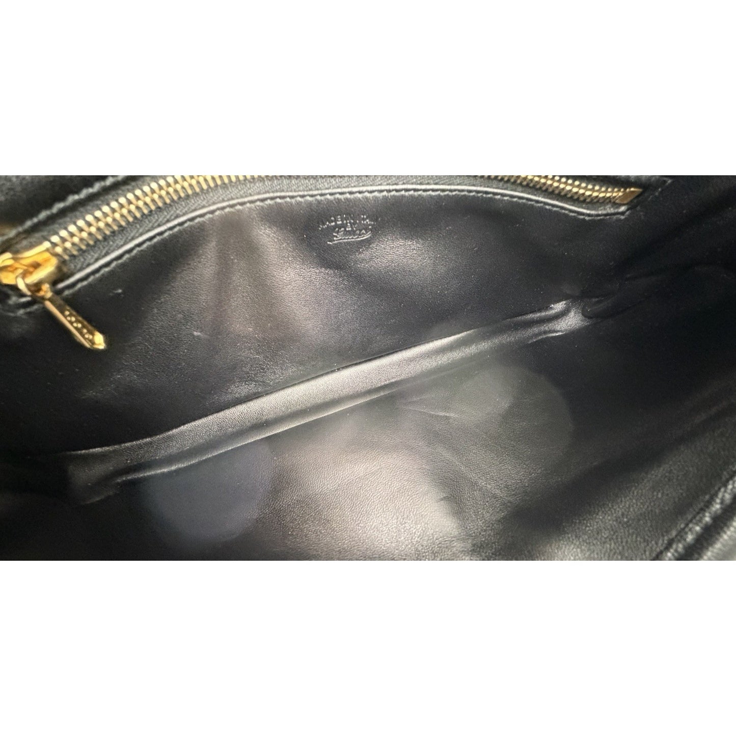 Gucci Jackie Slim 1961 Shoulder Bag in Black Textured-Leather D2
