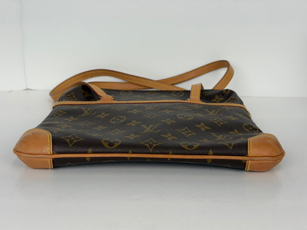 Louis Vuitton Monogram Sac Coussin GM in LV Monogram Coated Canvas YC1