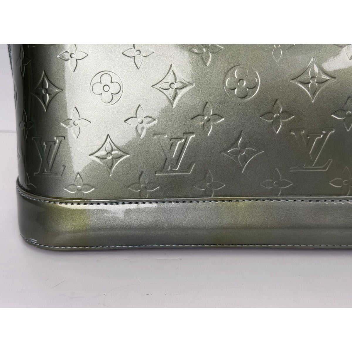 Louis Vuitton Alma GM Handbag in Green LV Monogram Vernis Patent Leather 2011 F2