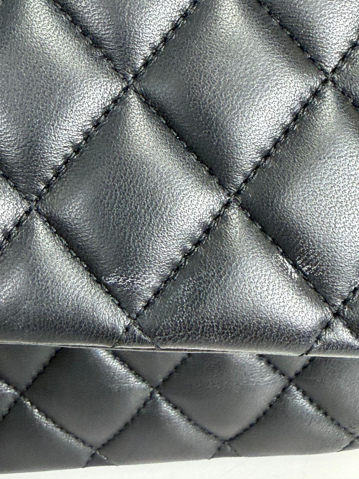 Chanel Classic Medium Double Flap Bag in Black Lambskin Gold Hardware 2019 YD2