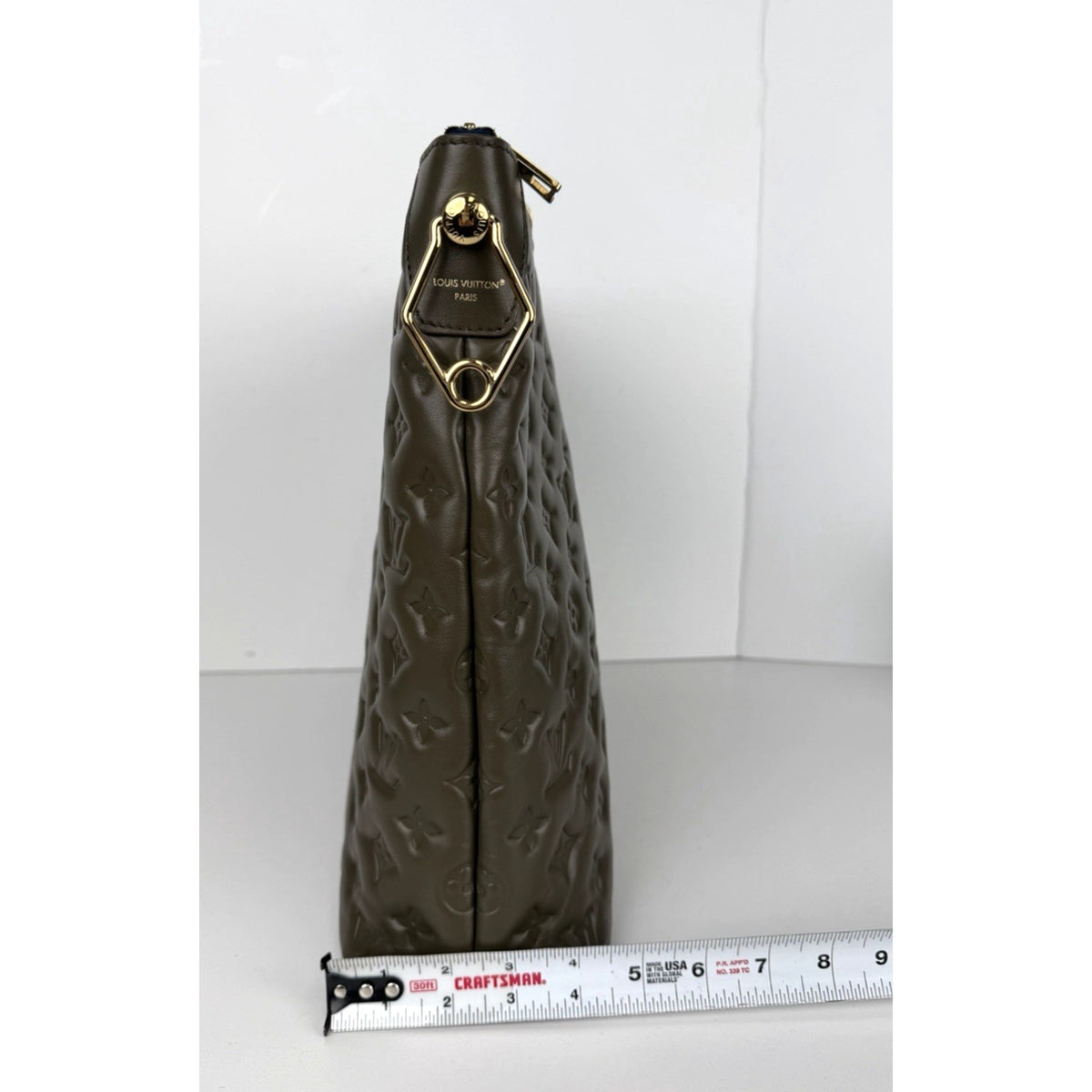 Louis Vuitton Coussin MM Hobo Bag In Green Monogram Empreinte Leather NFC D4