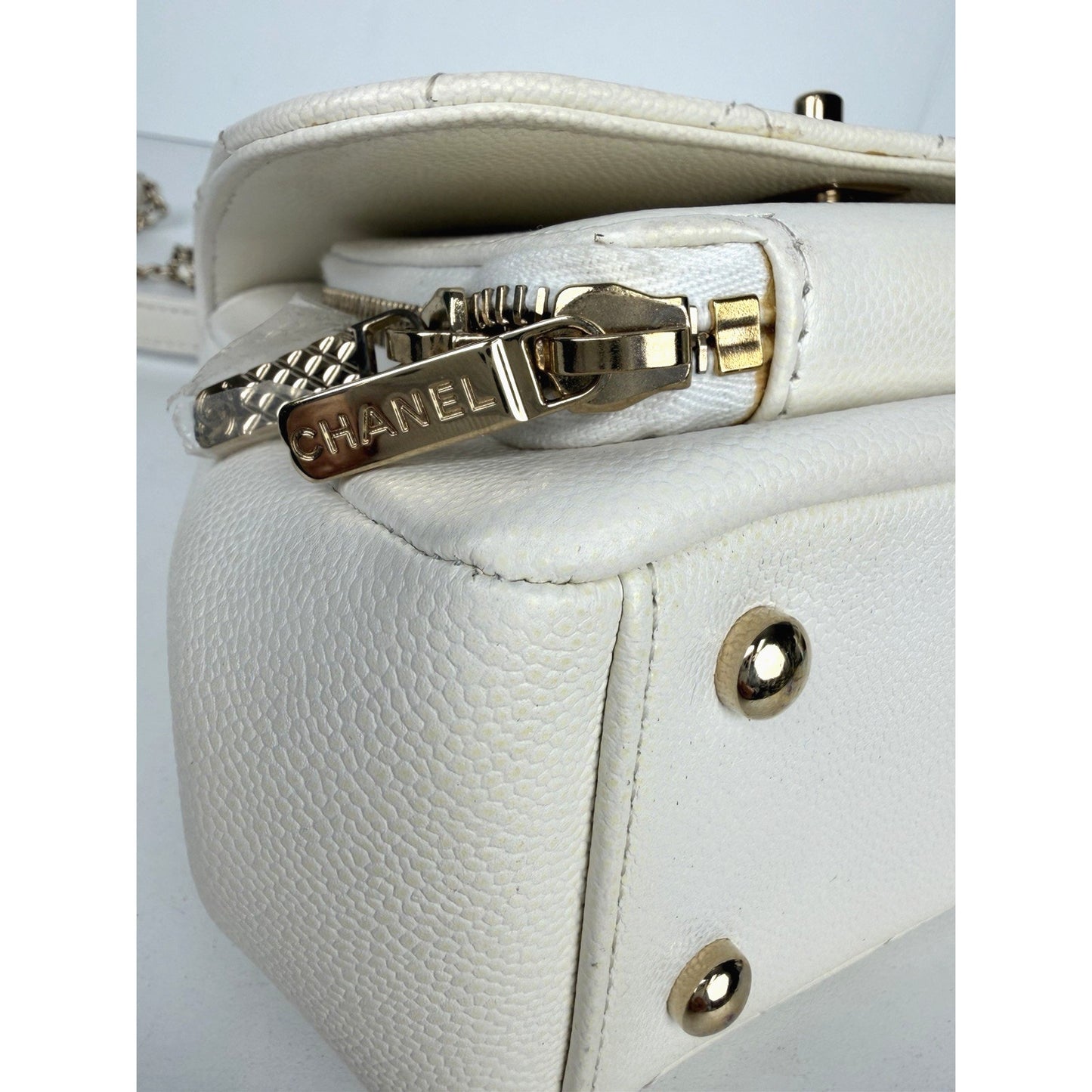 Chanel Business Affinity Flap Bag Small in White Quilted Caviar Leather NFC E4