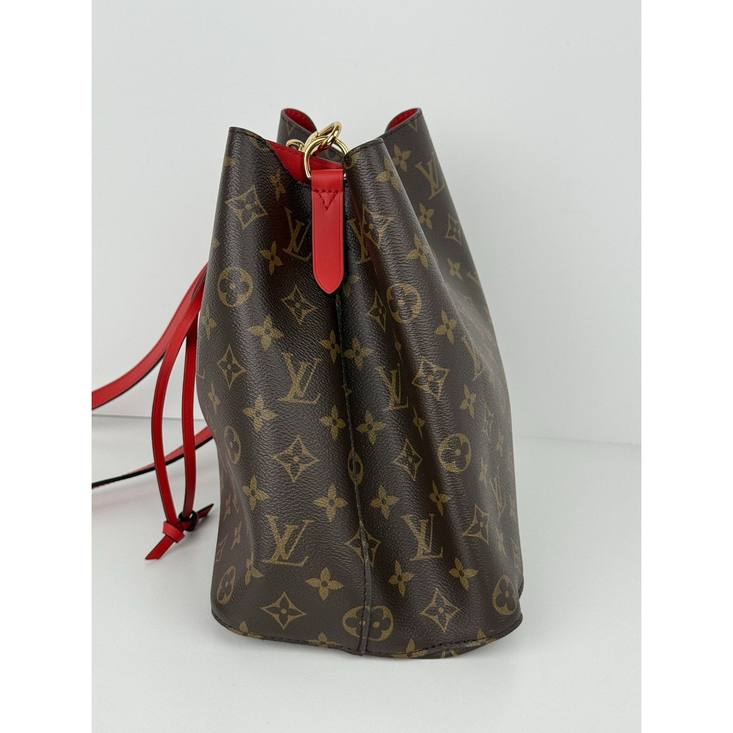 Louis Vuitton NeoNoe Handbag Monogram Canvas MM Women’s Shoulder Bag