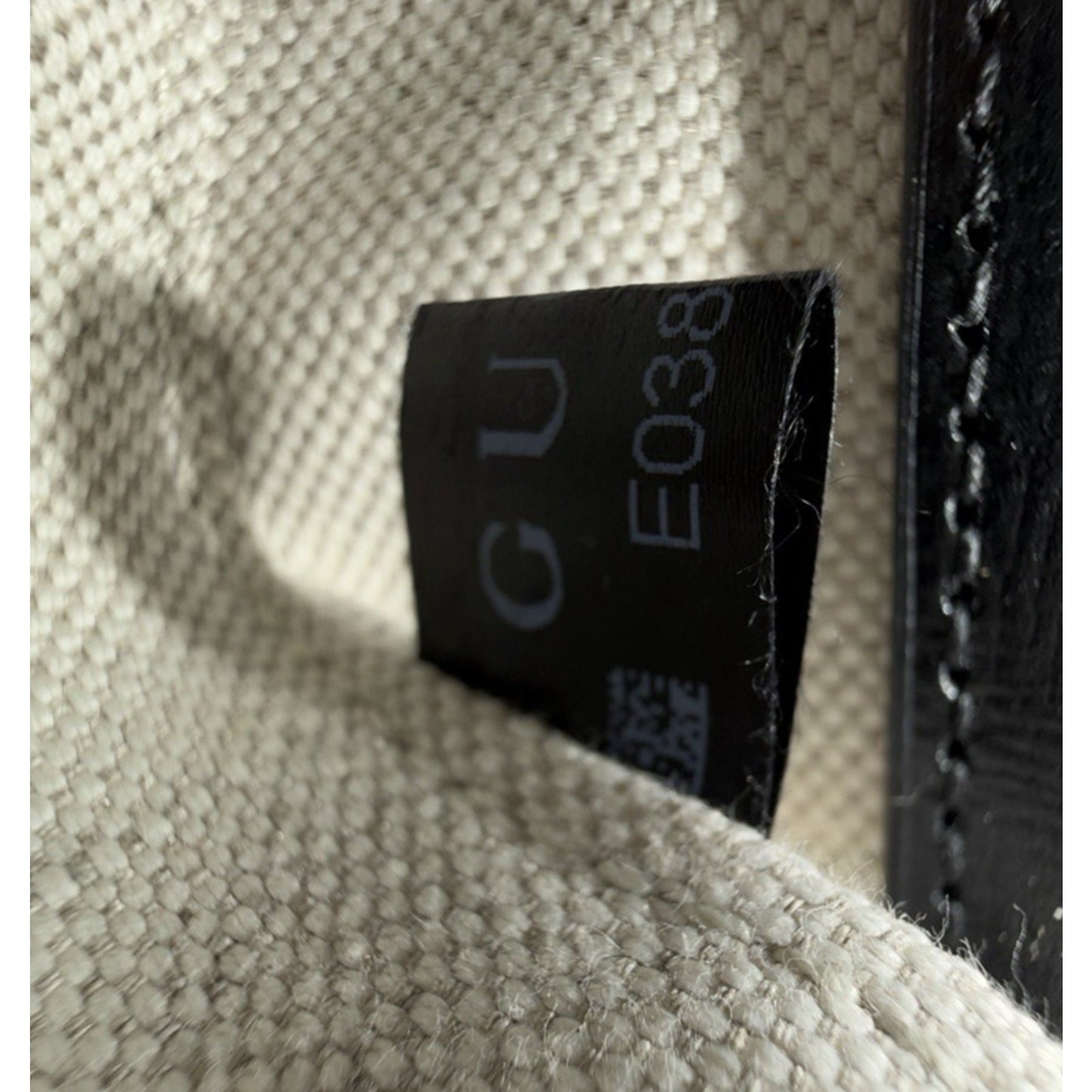 Gucci Horsebit 1955 Shoulder Bag in Black Leather Gold HW E-8