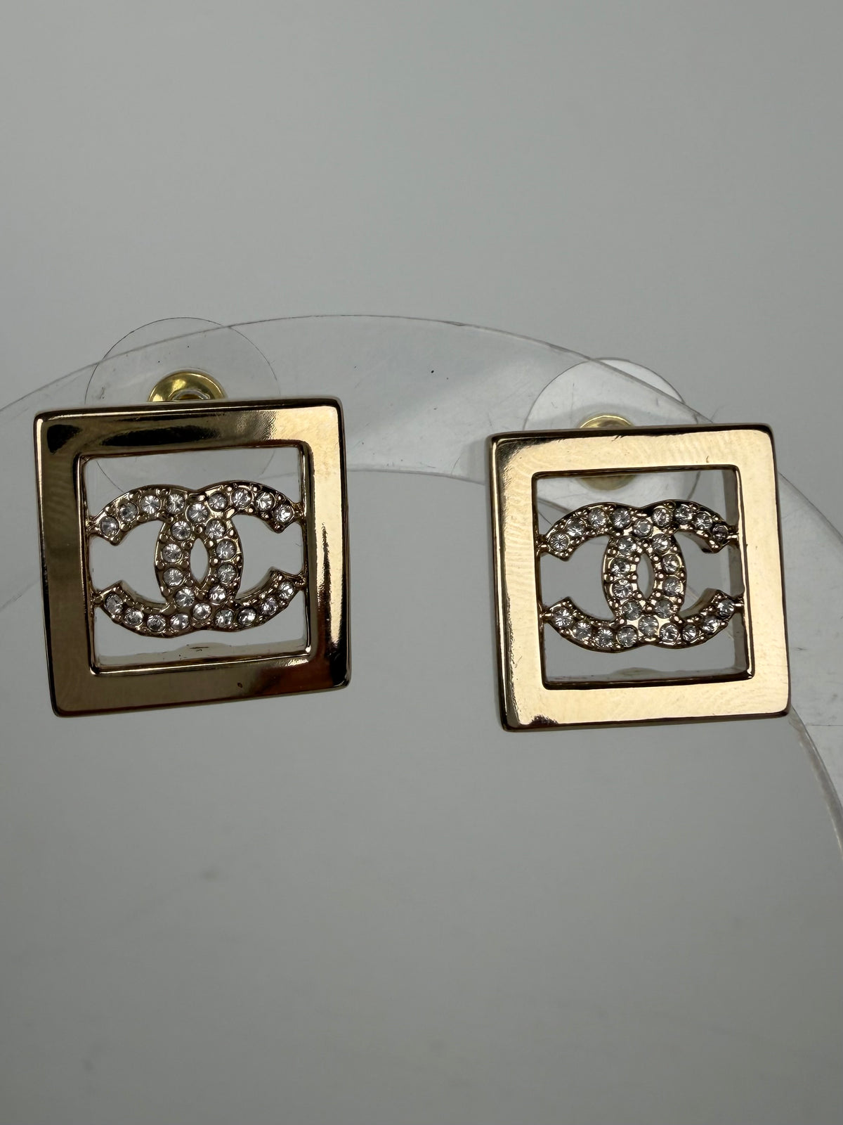 Chanel 2023 Strass CC Square Stud Earrings in Gold-Tone K1